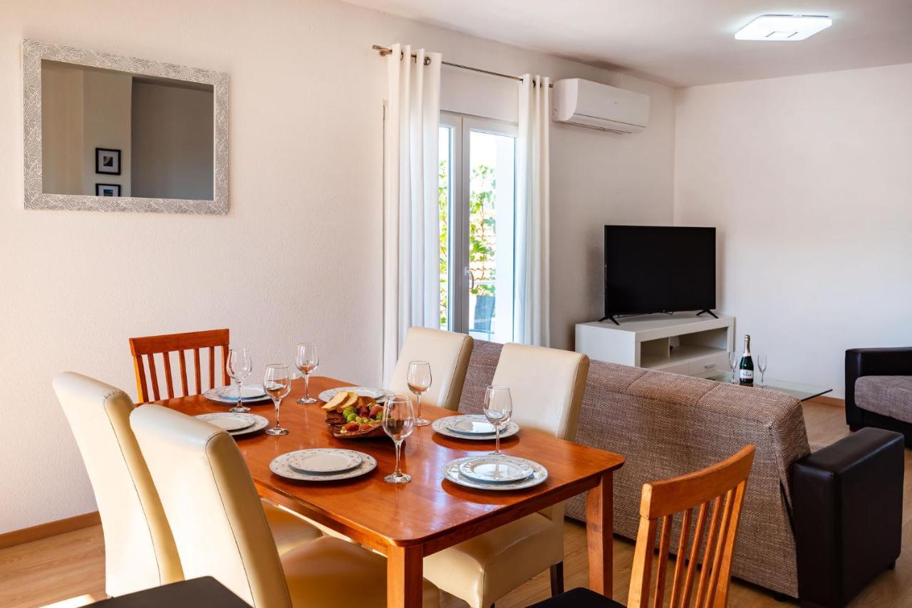 Apartment Maia Lena For Family Ясенице Екстер'єр фото